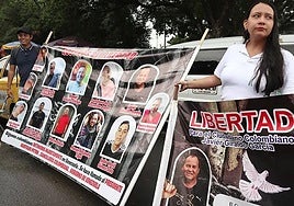 Venezuela continúa con la liberación de presos entre críticas por su lentitud