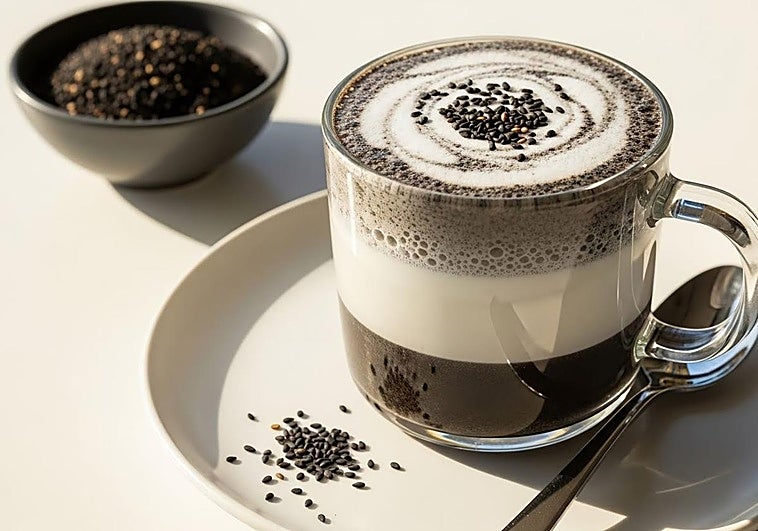 La bebida de moda de este años: ¿será el sésamo negro el nuevo matcha?