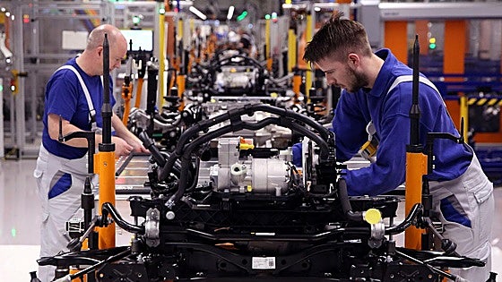 Alemania sale de la recesión, pero continúa estancada