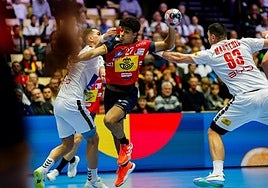 Los Hispanos se dan ante Serbia la primera alegría en el Europeo