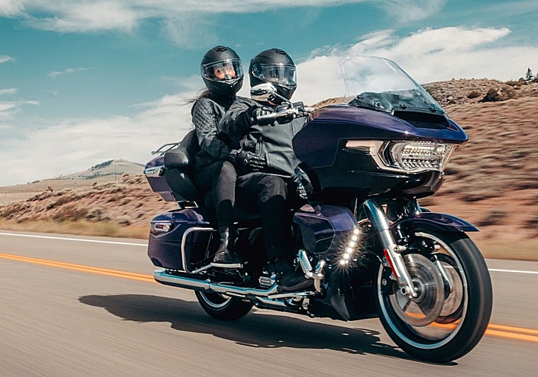 Harley-Davidson renueva su familia Grand American Touring con mayor lujo y prestaciones