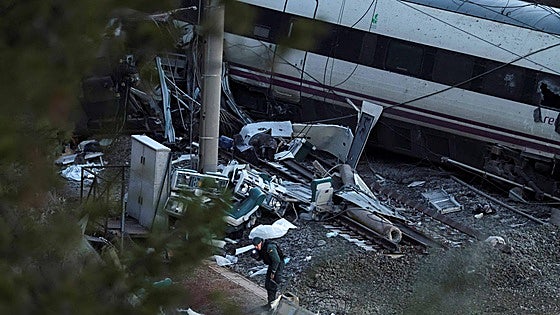 Los trabajos de rescate en Adamuz, en imágenes