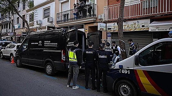 Mata a su padre, deja herida a su madre y se suicida en Fuengirola