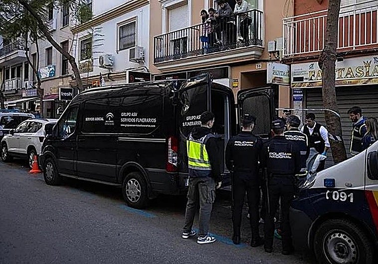 Mata a su padre, deja herida a su madre y se suicida en Fuengirola