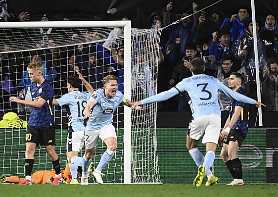 El Celta sueco endereza el rumbo y asegura su clasificación