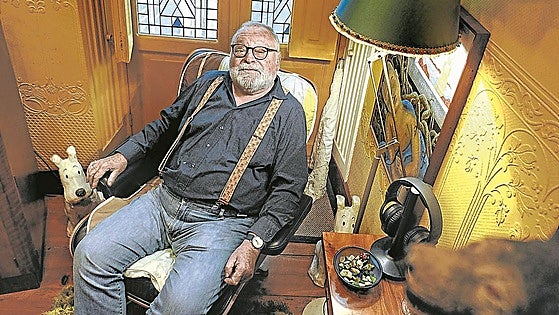 «Lo peor de los políticos es lo mucho que se parecen a quienes los han elegido»