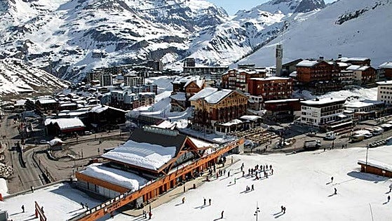 Muere un esquiador español por una avalancha en los Alpes franceses