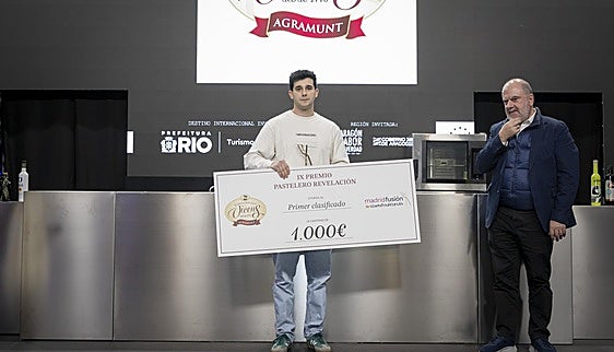 Un postre inspirado en la Navidad gana el Premio Pastelero Revelación