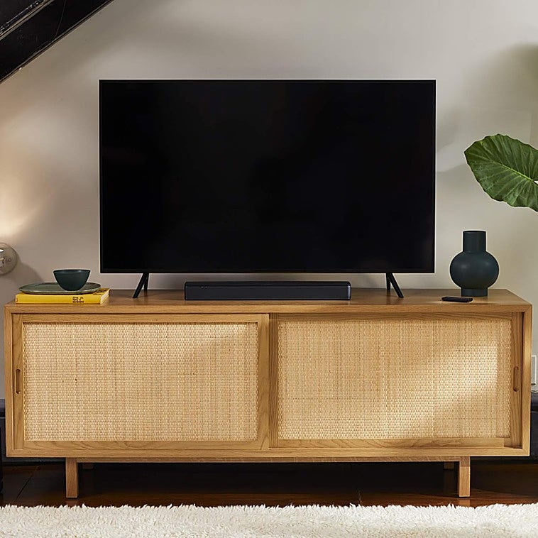 Estas barras de sonido compactas son la solución ideal para salones pequeños