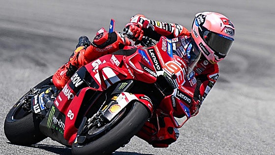 Marc Márquez reaparece donde lo dejó 121 días después