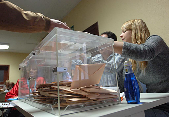 La participación en Aragón es del 56,3%, un punto y medio más que en las elecciones de 2023
