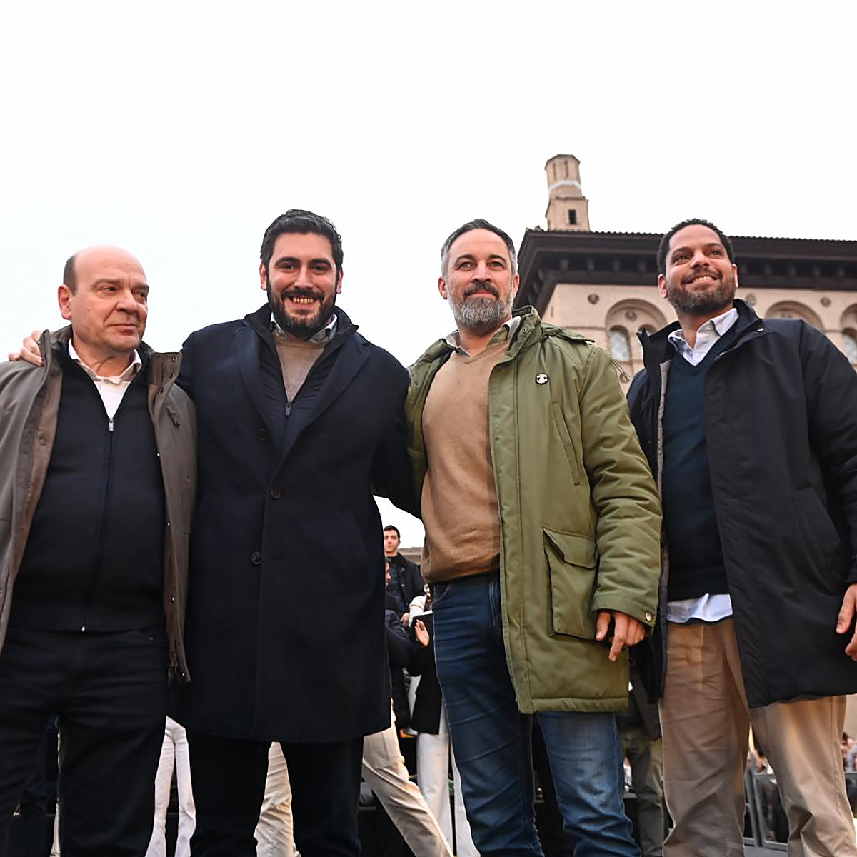 Ignacio Nolasco y Santiago Abascal, en el cierre de la campaña aragonesa.