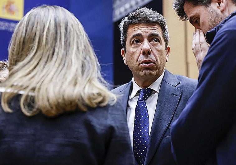 Un escolta de Mazón: «No le escuché hablar de la emergencia en toda la mañana»