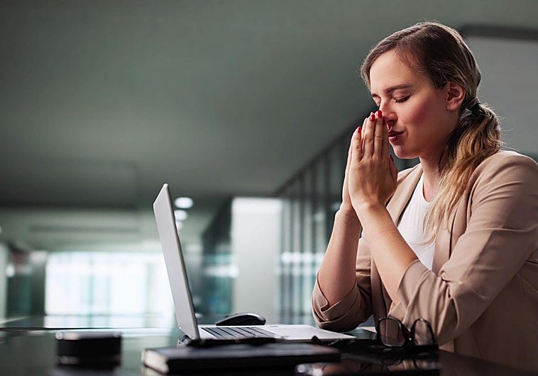 Así puedes buscar un nuevo trabajo sin que tu jefe actual se entere