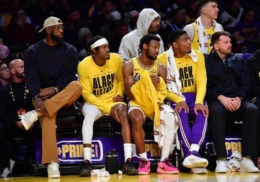 La NBA aprende a vivir sin su rey LeBron James