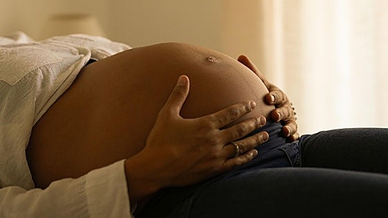 Dejar los antidepresivos durante el embarazo casi duplica el riesgo de sufrir trastornos de salud mental