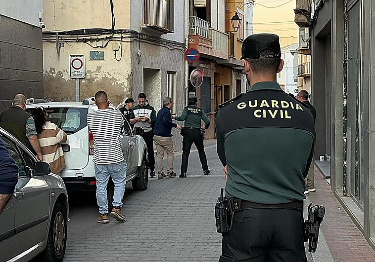 Hallan degolladas a una mujer y su hija de 12 años en una casa de Chilches, Castellón