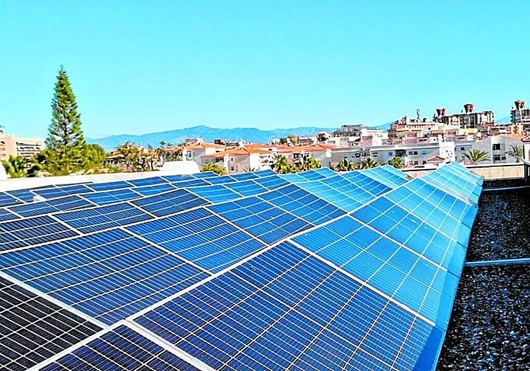 El autoconsumo fotovoltaico reclama una fiscalidad estable para frenar su retroceso en España