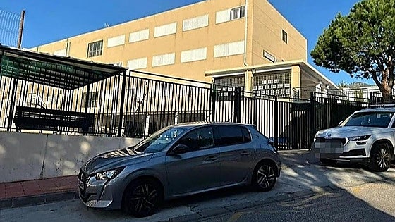El instituto de la menor que se suicidó en Málaga asegura que ni ella ni su familia informaron de que sufría bullying