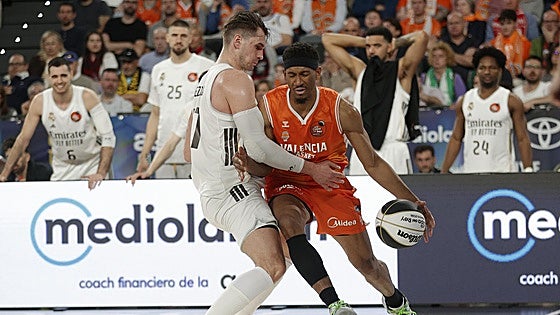 Hezonja rescata al Real Madrid en un tiroteo inolvidable