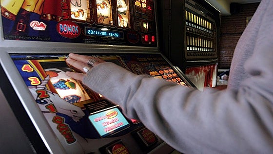«El joven que apuesta tiene muy difícil no ser tentado, basta con abrir el móvil»