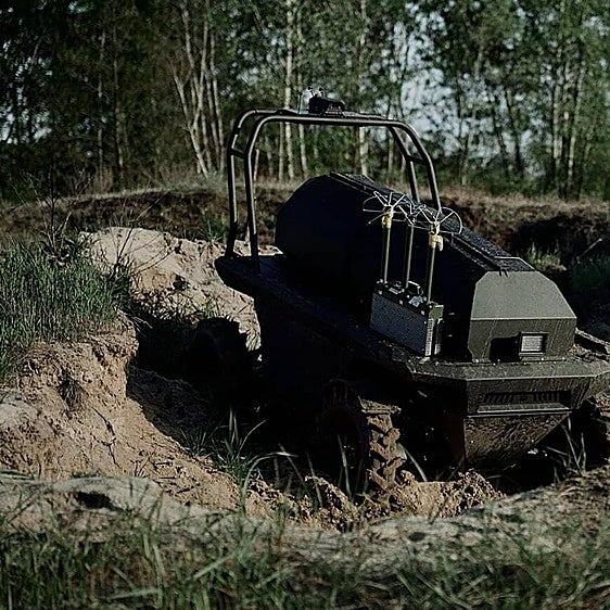 La nueva guerra: un dron te mutilará y otro te salvará la vida