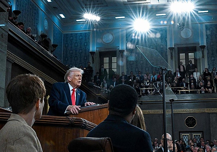 Trump exhibe su «éxito» en Venezuela y pone en el punto de mira a Irán en el discurso sobre el Estado de la Unión más largo