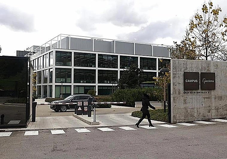 Acciona ganó 803 millones en 2025, casi el doble que el año anterior, y eleva un 6% el dividendo