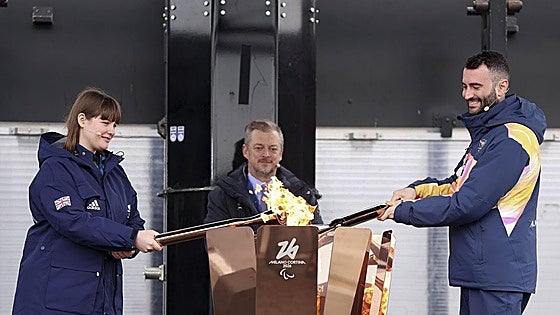 Rusia vuelve a desfilar y reabre la herida del deporte