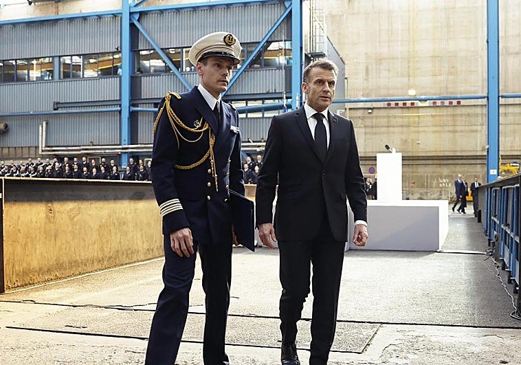 Macron anuncia un aumento de la capacidad del armamento nuclear de Francia