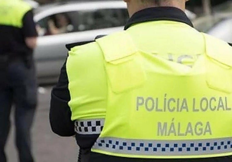 Detenido por tirar del pelo y escupir a su expareja delante de su hija de cinco años en Málaga