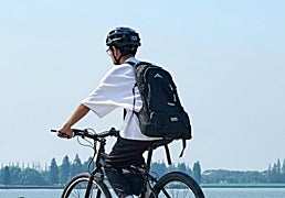 Convierte tu bici en eléctrica en minutos: así transforma el kit de conversión VIRIBUS la movilidad diaria
