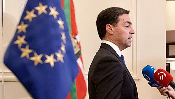 Pradales busca una alianza con Bélgica para impulsar la oficialidad del euskera