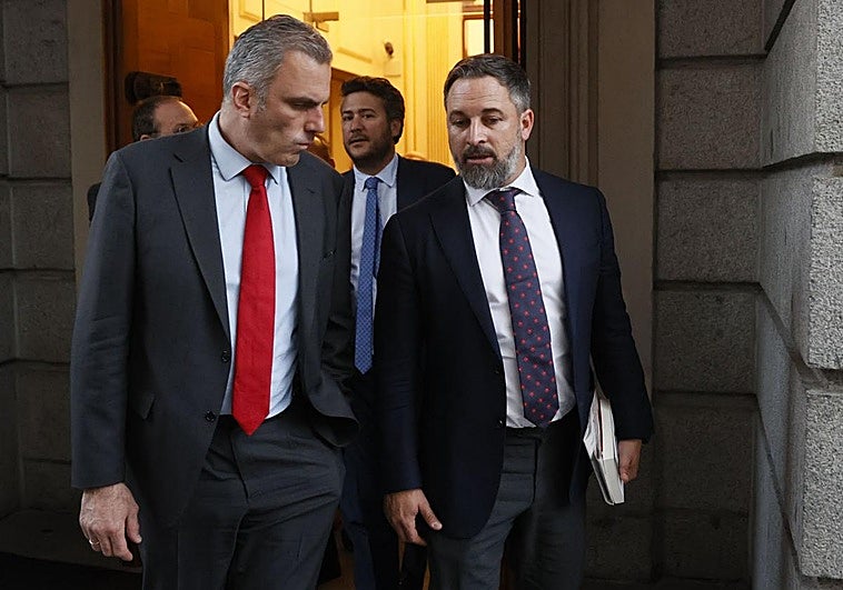 Vox expulsa a Ortega Smith y abre expediente disciplinario al líder del partido en Murcia