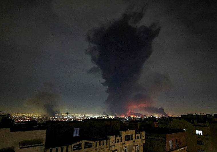 Última hora de la Guerra en Oriente Medio: Irán lanza una «oleada masiva de ataques» con drones contra EE UU