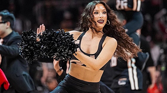 La NBA veta el polémico homenaje de los Atlanta Hawks a un club de 'striptease'