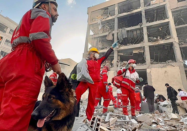 Estados Unidos hunde diez barcos de Irán que sembraban de minas el estrecho de Ormuz