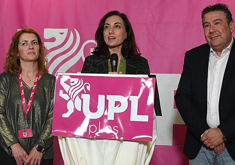 Los partidos provinciales pierden dos procuradores