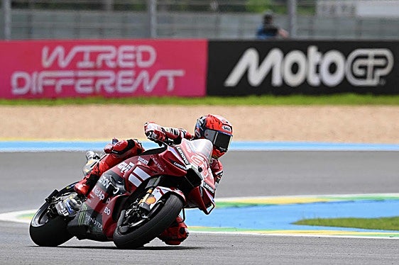Marc Márquez gana el sprint de Brasil que estuvo a punto de no diputarse