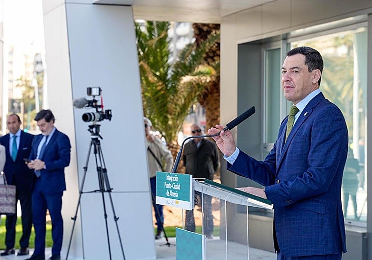 Moreno precipita al 17 de mayo las andaluzas y coge con el pie cambiado al Gobierno