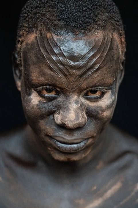 Los mundari, los últimos guardianes del Nilo