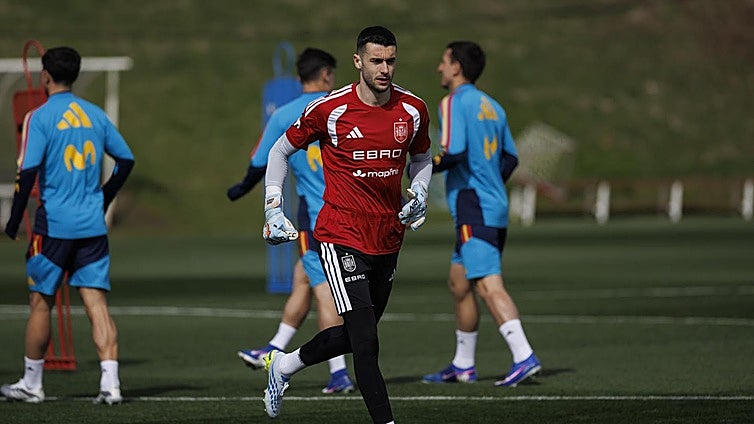 Luis de la Fuente descarta a Joan García para el España-Serbia