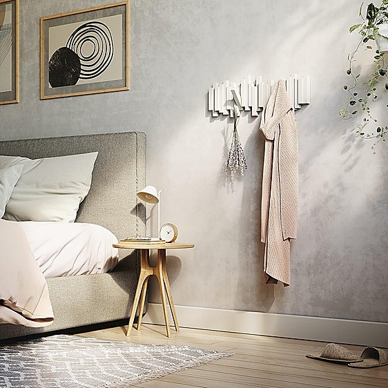 Estos percheros de pared son perfectos porque ocupan poco y aportan un toque de estilo a tu hogar