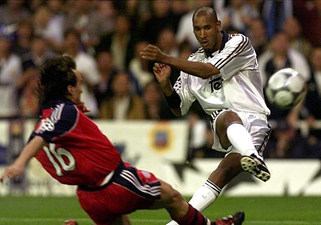 Nicolas Anelka, 2000 yılında Bernabéu'da Bayern'e attığı gol.