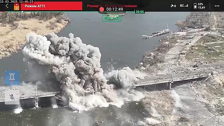 Cómo derribar un puente con un dron para pastoreo en Ucrania