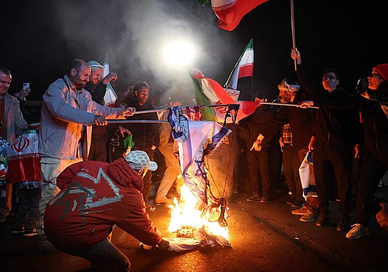 Sigue en directo la última hora de la guerra de Oriente Medio: Sánchez: «El alivio momentáneo no puede hacernos olvidar el caos, la destrucción y las vidas perdidas»