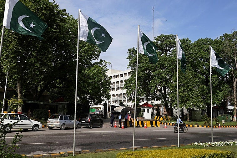 Netanyahu acepta negociar la paz con Líbano en vísperas de la reunión Irán-EE UU