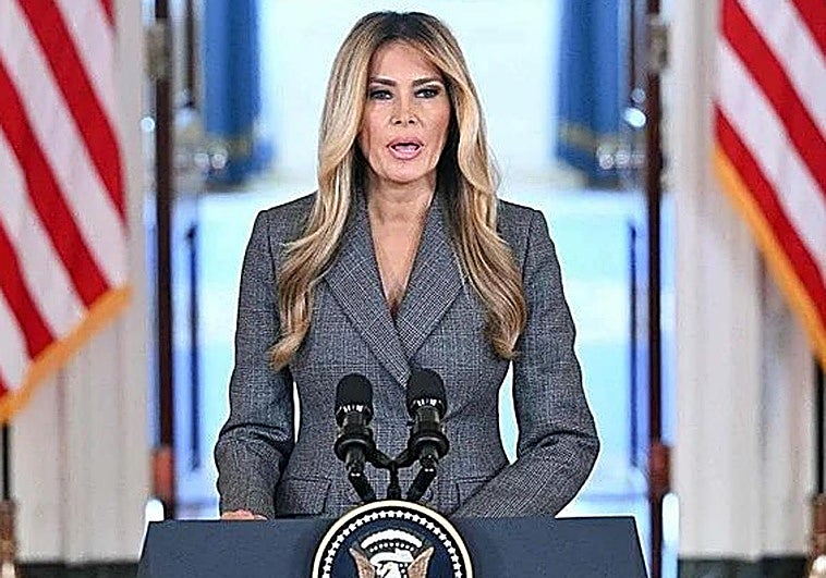 Melania Trump niega relación alguna con Epstein