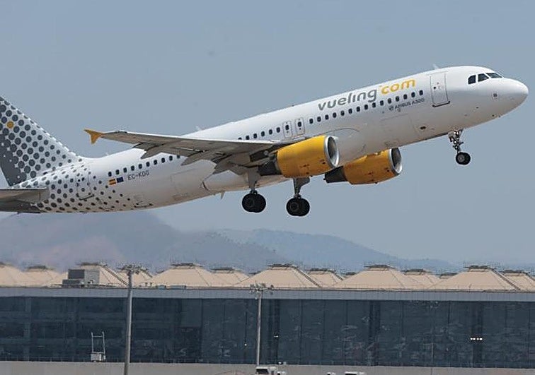 Los aeropuertos europeos disponen de reservas de queroseno para «seis semanas»