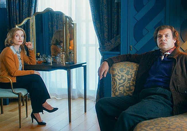 Isabelle Huppert y Laurent Laffite.